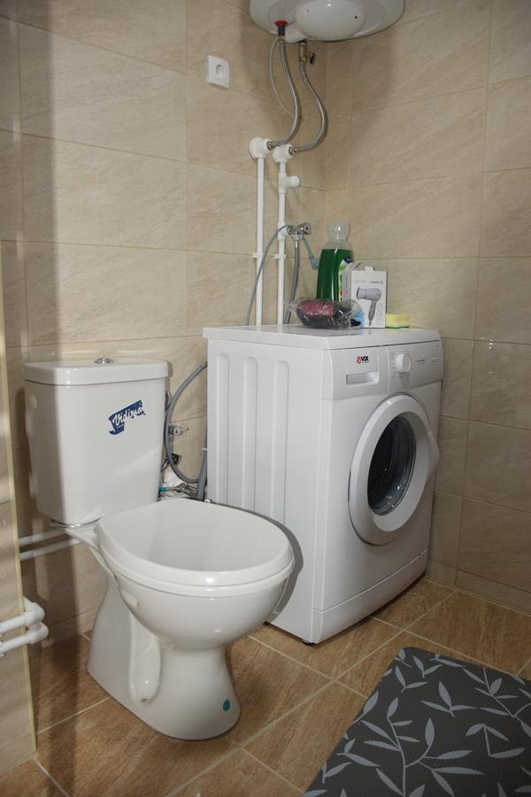 Comfort Inn Apartment 2 Novi Pazar Kültér fotó