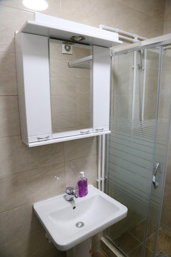 Comfort Inn Apartment 2 Novi Pazar Kültér fotó